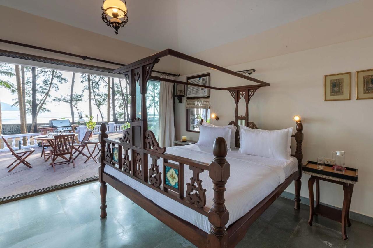 Casa Del Mer By Stayvista - Nearby Beach With, Sea-View Rooms & Coconut Farm Alibaug Exterior foto